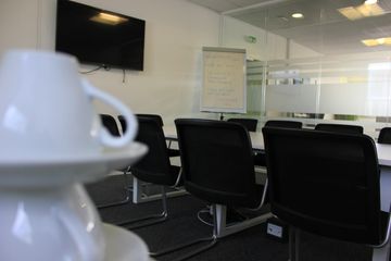 Paris workshop spaces Meeting room Stop and Work, Les Cayennes image 2