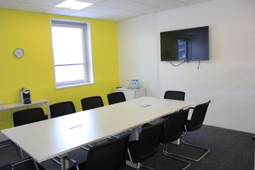 Paris workshop spaces Meeting room Stop and Work, Les Cayennes image 1