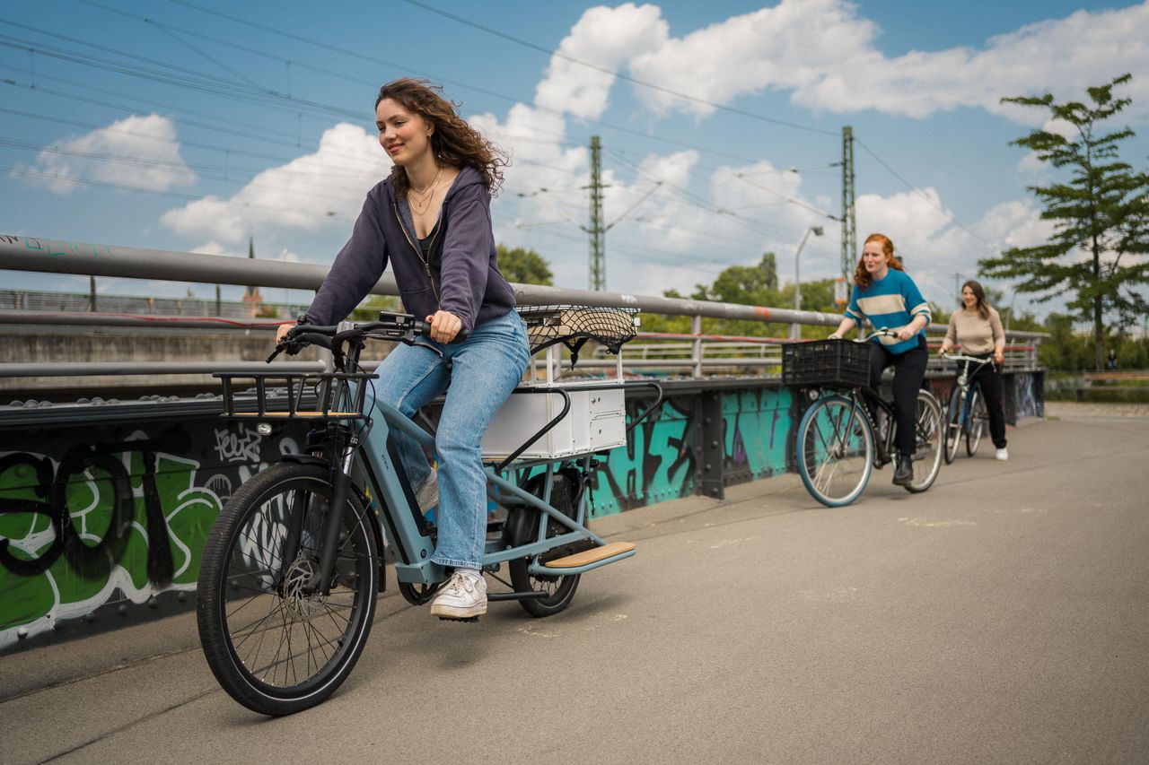 Rest van de wereld Mobiles Arbeiten Buitenlocaties flying office image 1