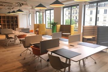 Paris seminar rooms Meeting room Bonne Nouvelle Small Club #3 image 0