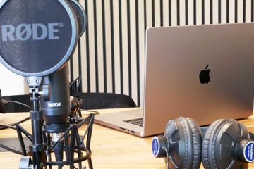 Düsseldorf  Tonstudio Podcast-Lounge image 1