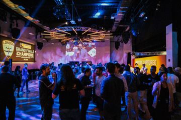 NYC corporate event spaces Party room Huge premier loft image 2