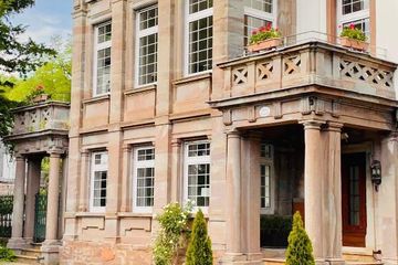 Saarbrücken Castle Kronleuchter Saal image 6