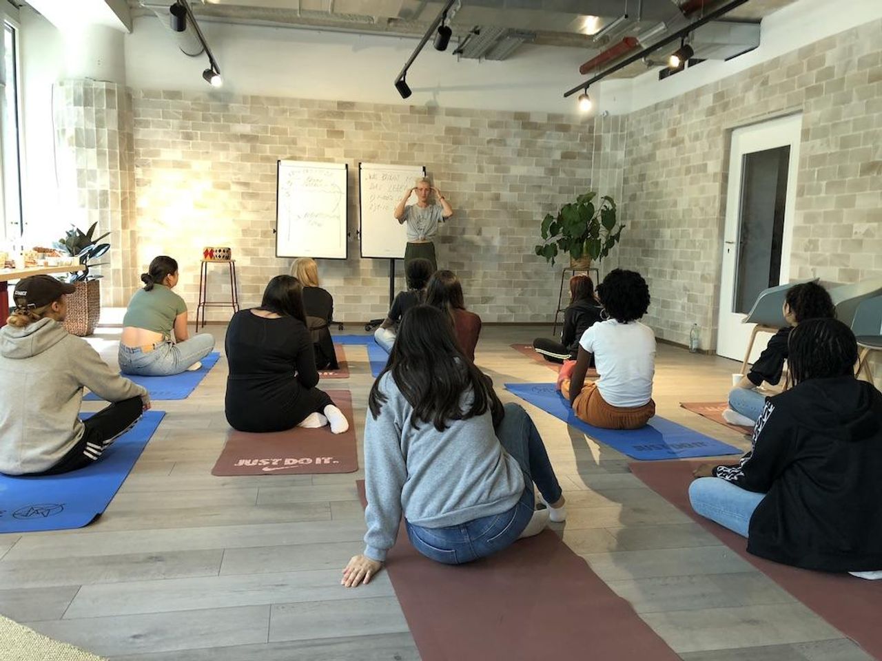 Berlin  Workshop spaces @BIKINI Berlin Event Oasis image 4