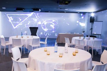 Paris corporate event spaces Party room Unique and out of the ordinary space image 13