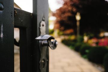 Rest der Welt training rooms Historisches Gebäude Rittergut Damerow// Working Café image 1
