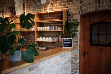 Rest der Welt training rooms Historisches Gebäude Rittergut Damerow// Working Café image 4