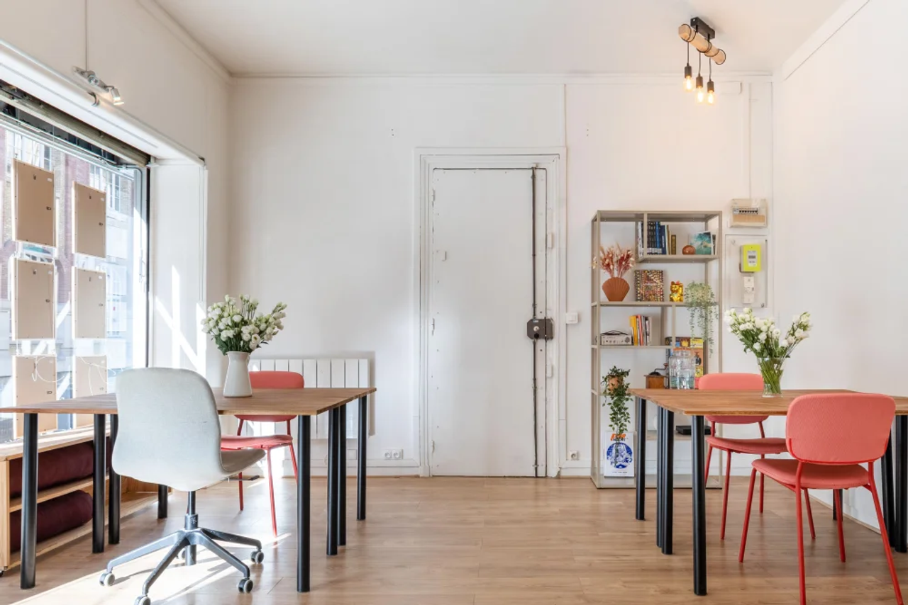 Paris  Gallery L'Esquermoise image 8