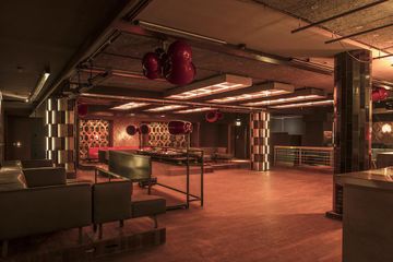 Berlin PR & Marketing Event  AVENUE Club Berlin image 10