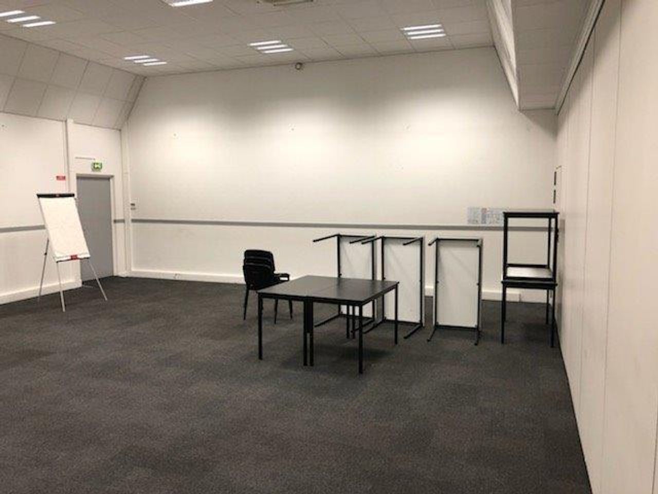 Rest van de wereld training rooms Vergaderruimte Salle KENZO image 3