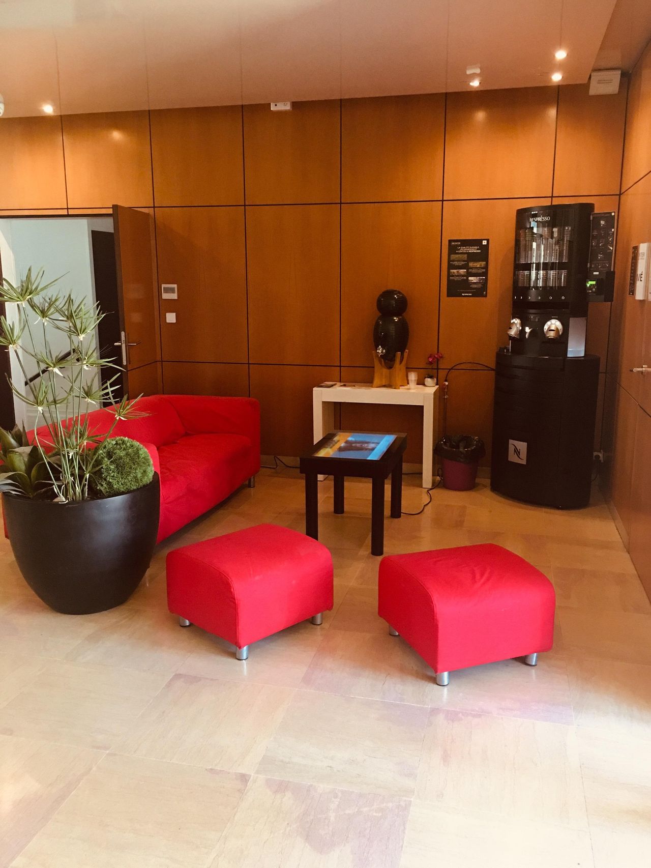 Rest der Welt conference rooms Meetingraum Salle IRIS image 3