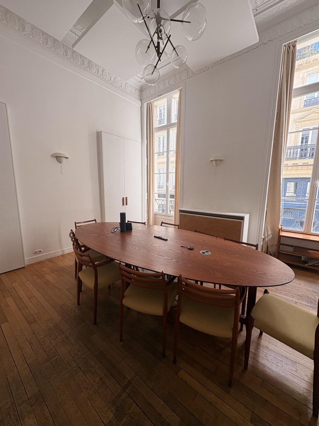 Paris  Meetingraum Salle de Cardinale image 6