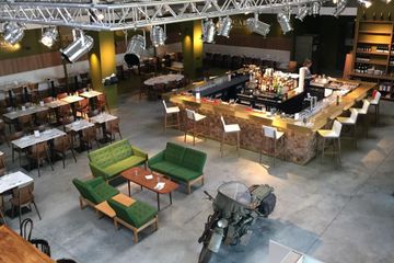 Lyon corporate event spaces Restaurant Adaptable space image 3