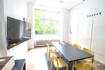 Berlin workshop spaces Meeting room Hacker Space image 45