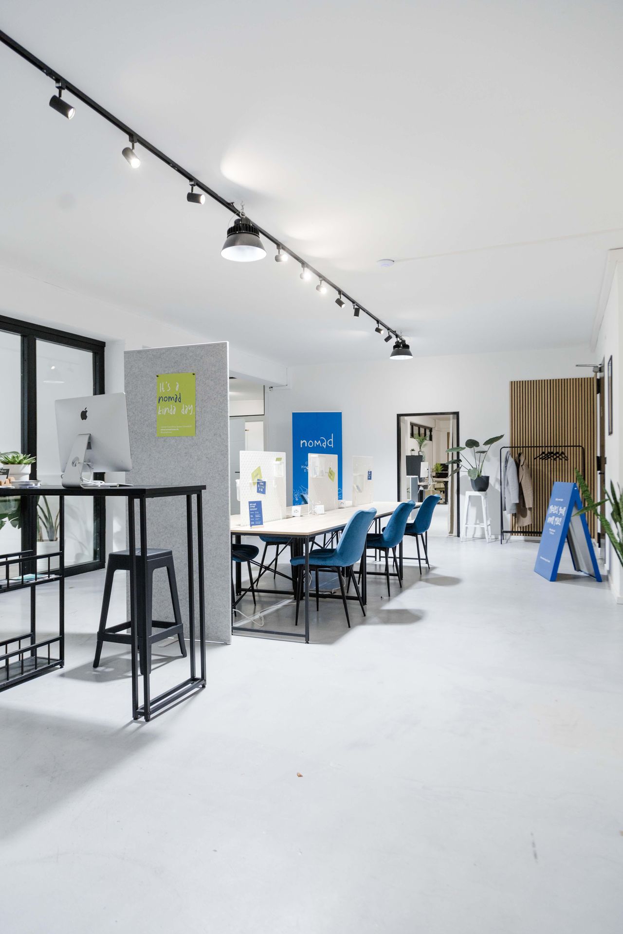 Würzburg  Coworking spaces Pro Desk im nomad Coworking Space image 3