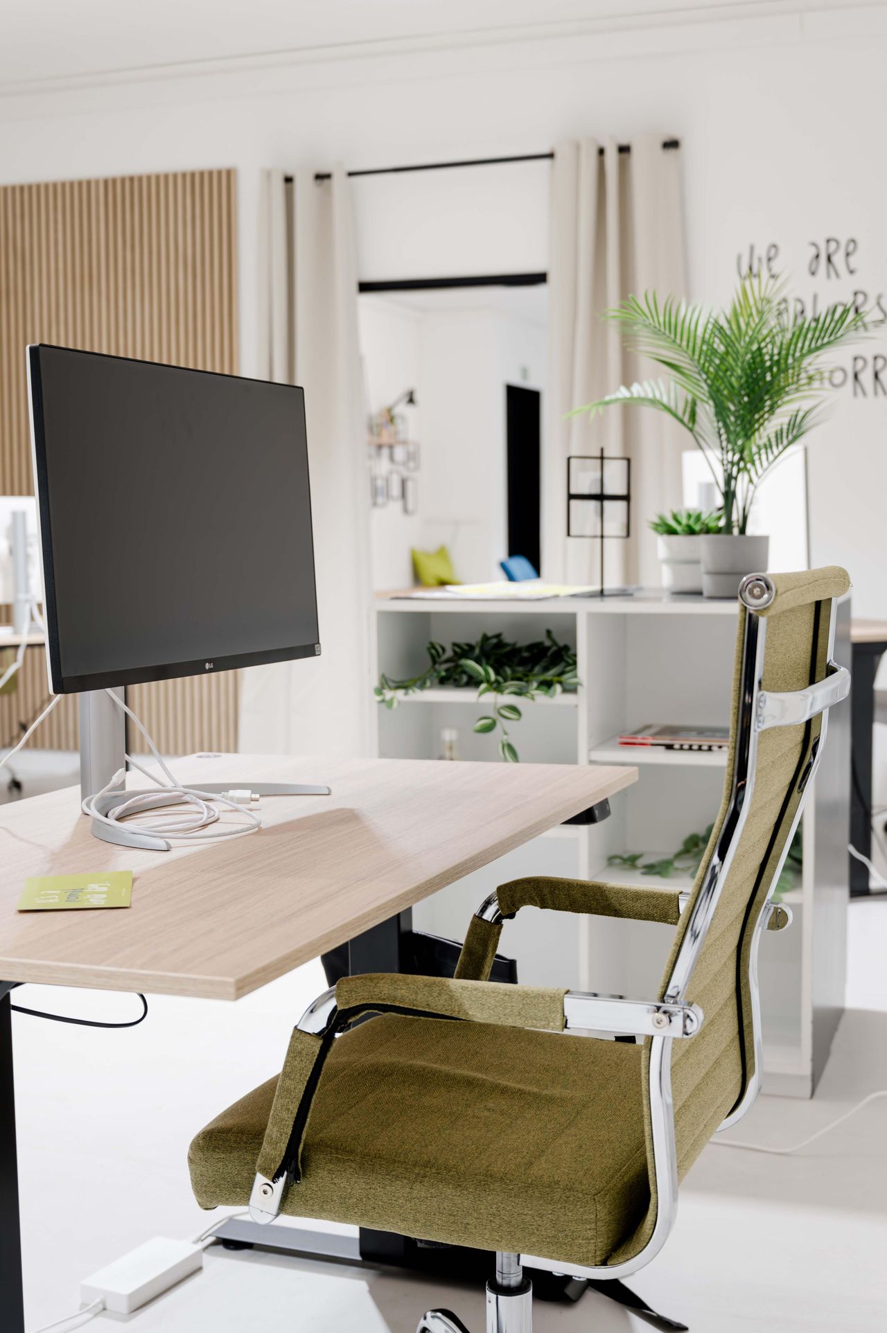 Würzburg  Coworking spaces Pro Desk im nomad Coworking Space image 5