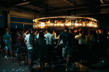 Chemnitz Meetingraum Dachterrasse image 1