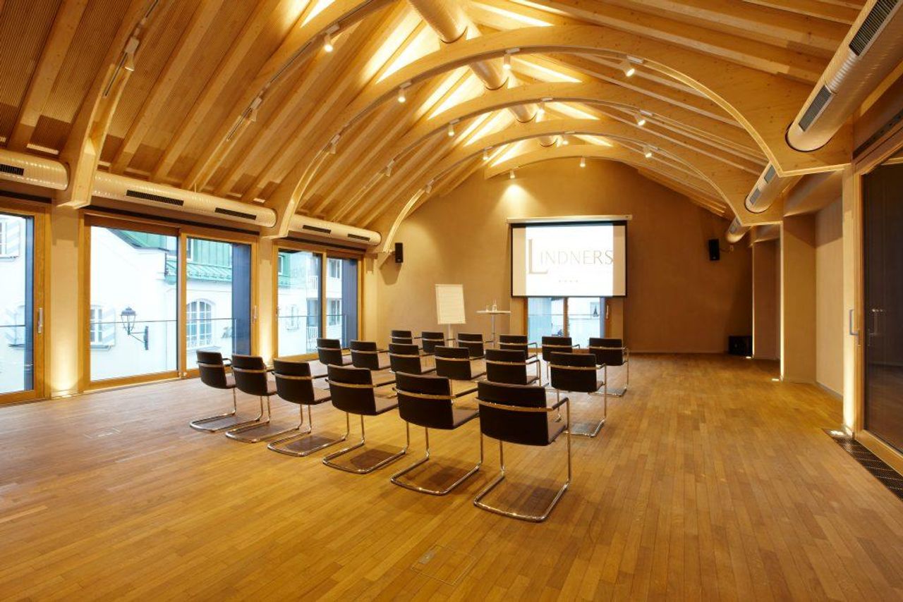 Rest of the World Offsite Meeting  Stadel image 10