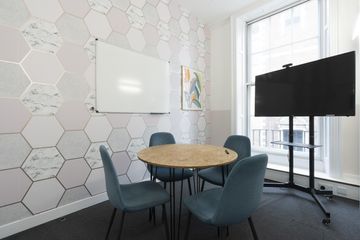 London  Coworking space Ayla image 2