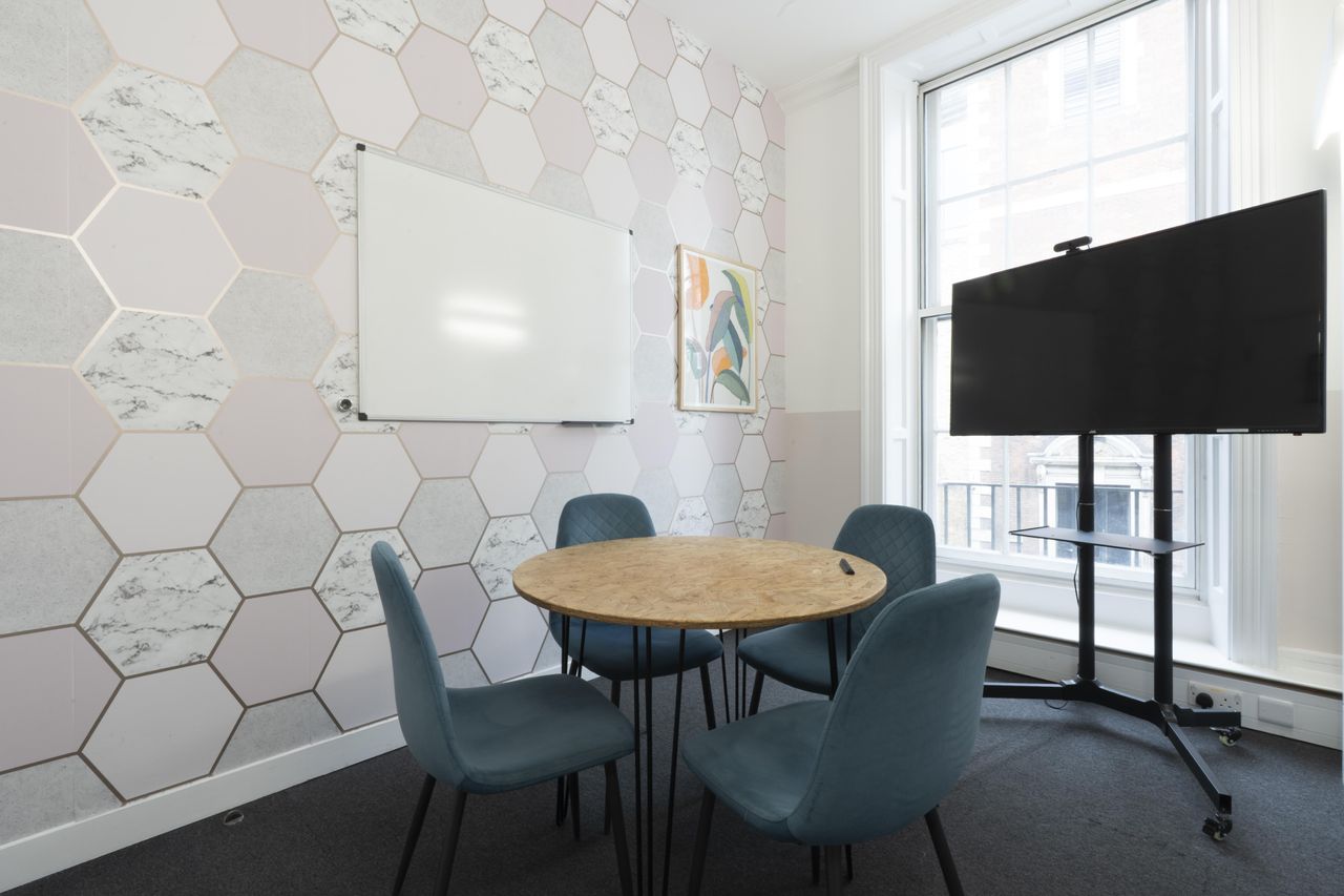 London  Coworking space Ayla image 2