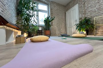 Wenen Vergaderzalen Ruhiger Coaching & Meetingraum im Wiener Altbau image 3