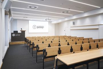 Zürich Seminar  Vorlesungssaal 1 image 1