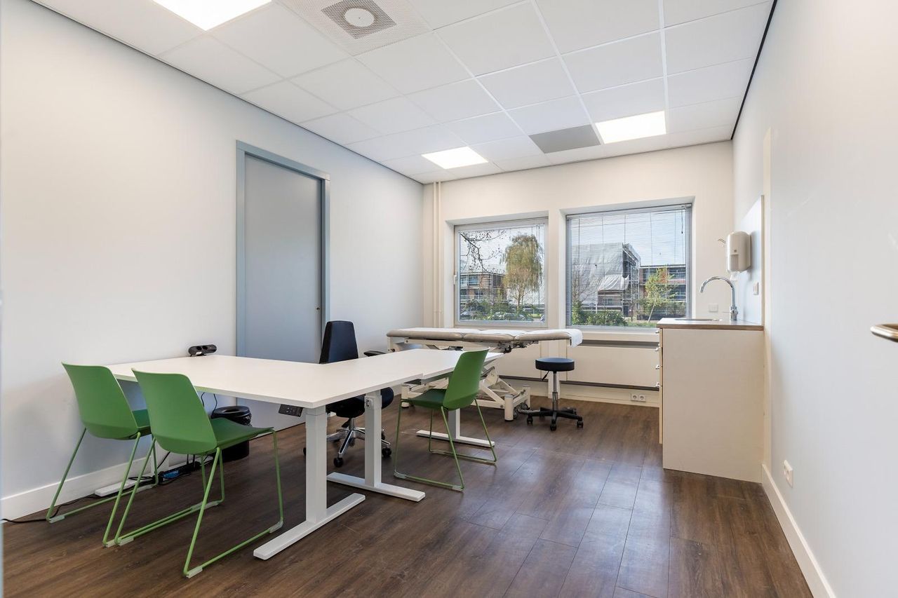 Den Haag  Werkruimte Witte kamer 3 image 0