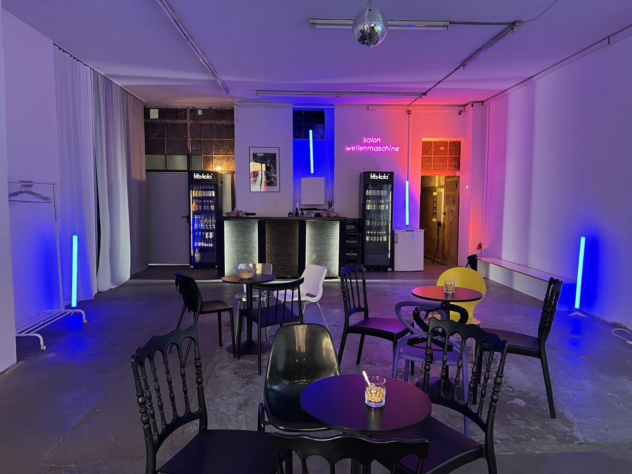 Berlin  Corporate event space salon wellenmaschine image 8