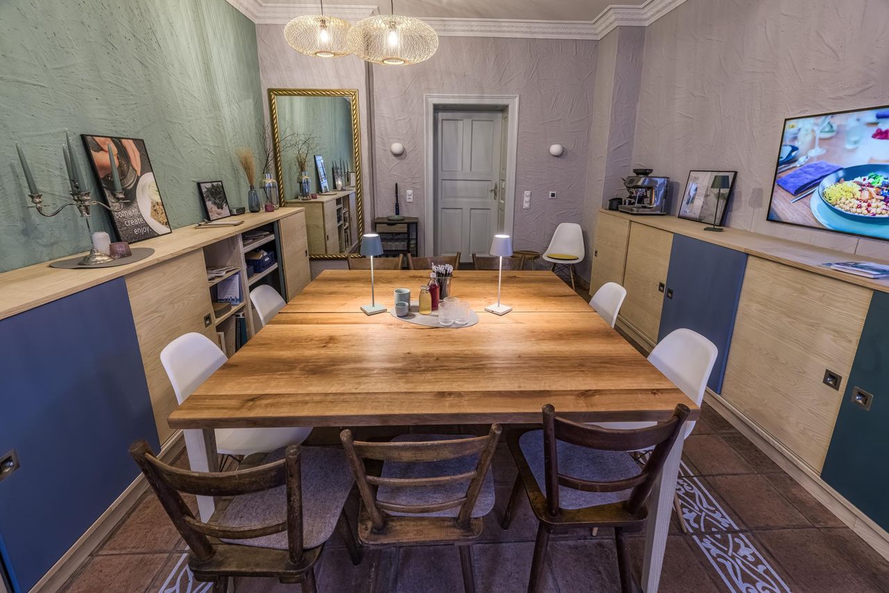 München   EssZimmer mit EventKüche image 9