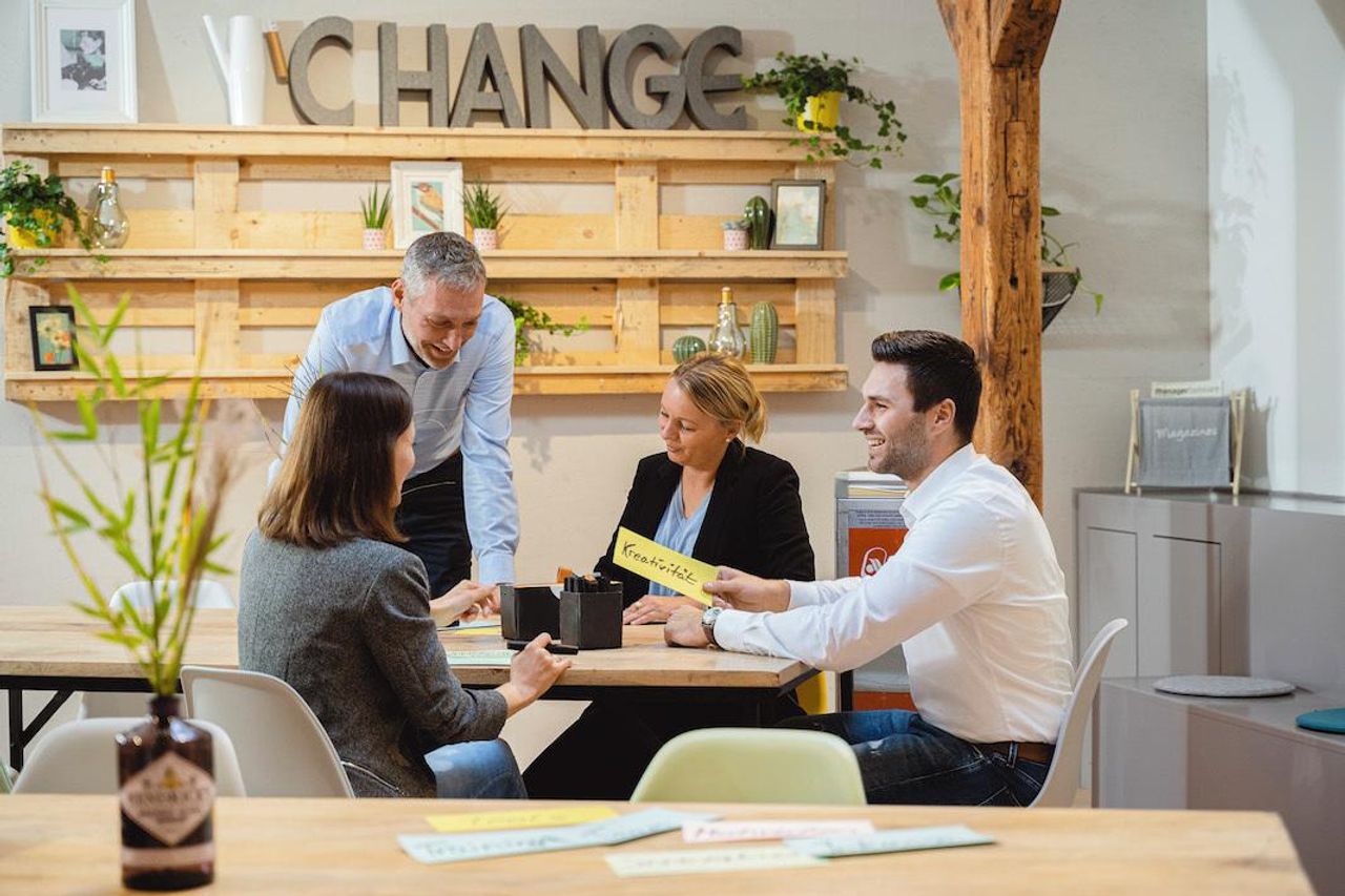 Rest of the World  Workshop Room Kreativloft image 5