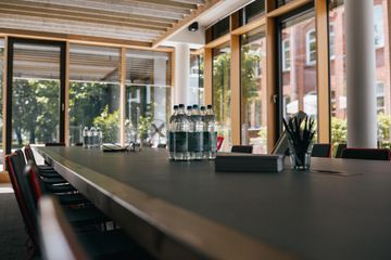 München  Meetingräume Big Deer Konferenzraum image 3