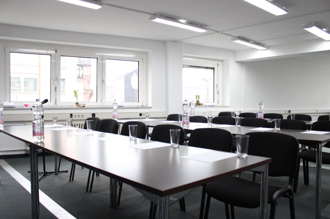 Frankfurt am Main  Meetingräume Boardroom image 6