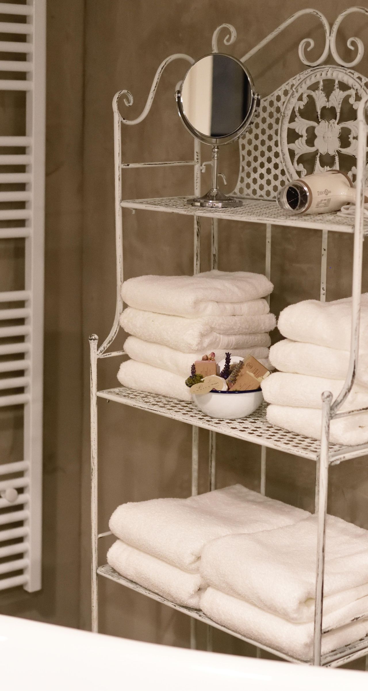 Rest van de wereld  Bijzondere locatie Kaminzimmer image 10