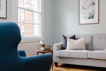 London Praxis The Elm Room image 6