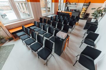 Berlin Kreatives Meeting Corporate event spaces Unique Event Venue in Berlin with Game Show Experience image 14