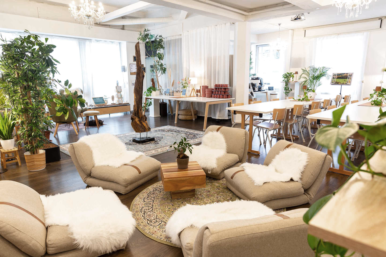 Stuttgart Mobiles Arbeiten Boardrooms LUNCA - Kreativraumvermietung Stuttgart West image 10