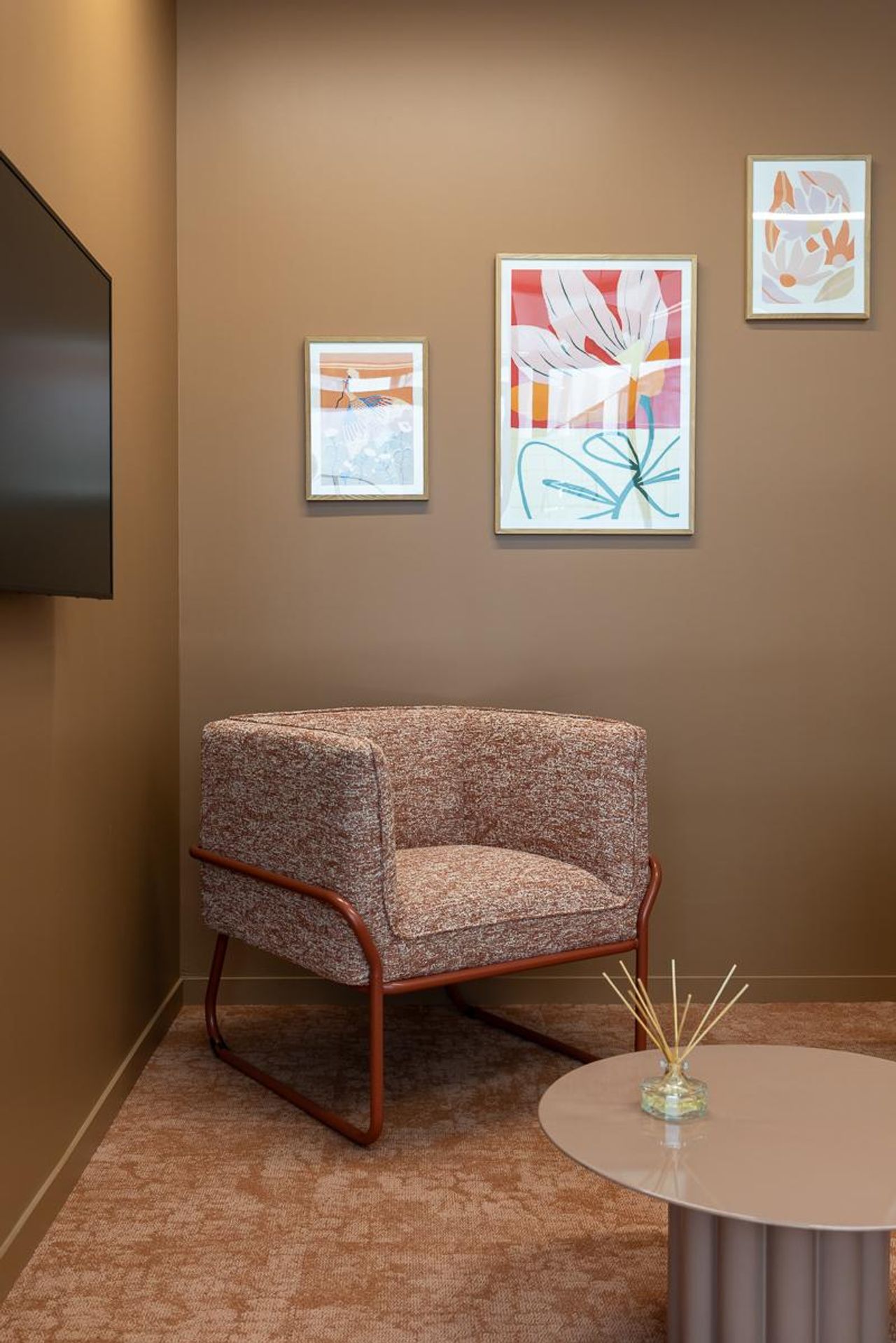 Rest of the World Coworking Meeting room Salle Provence image 3