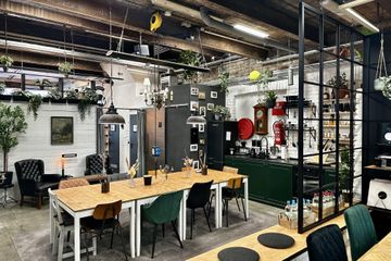 Keulen Kreatives Meeting Bijzondere locatie as/if spaces I Exklusive Café Kreativräume mit Espressobar image 3