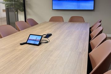 Toronto  Meeting room Modern Ergonomic Boardroom image 1