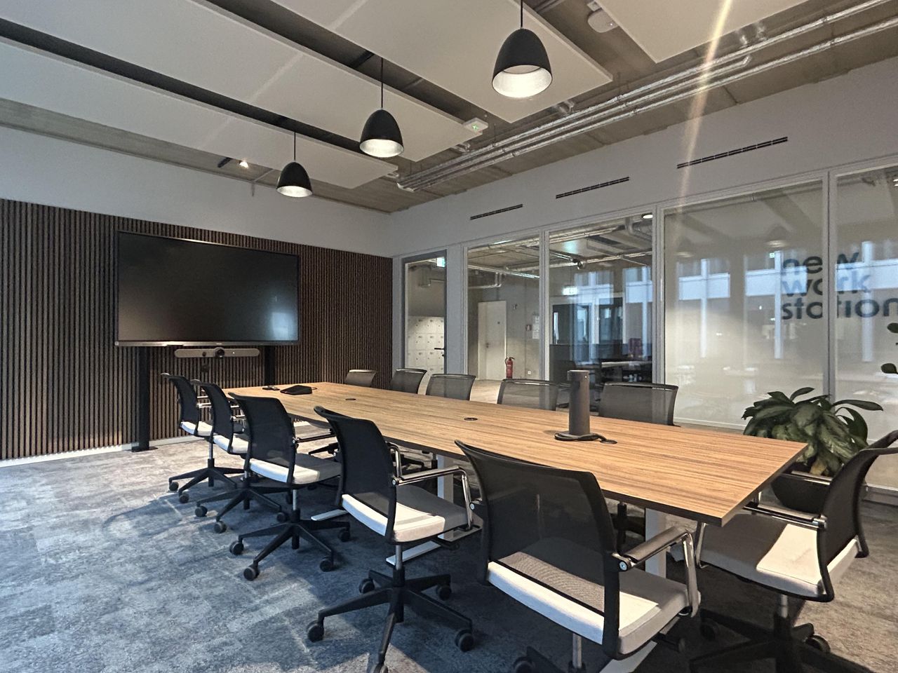 Berlin  Meeting room Meetingraum Mitte image 3