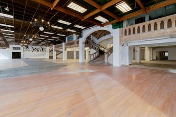 Rest of the World  Corporate event spaces Iconic Sports Castle - 35,000 sq.ft!!! image 8