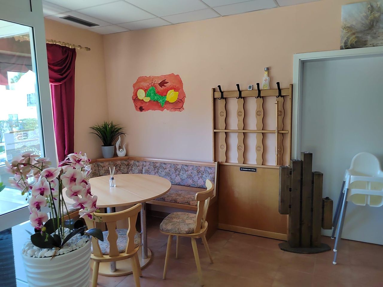 Rest of the World  Corporate event spaces Vereinsstube image 5