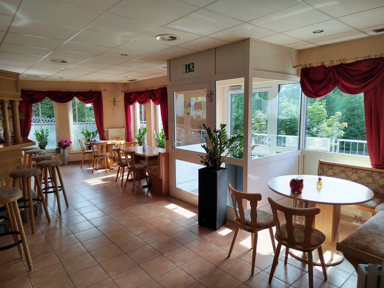 Rest of the World  Corporate event spaces Vereinsstube image 3