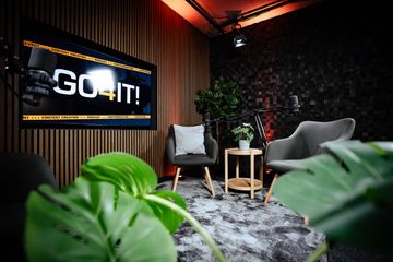 Hagen Studio Studio FOCUS - dein personalisierbarer Podcast-Safespace image 1