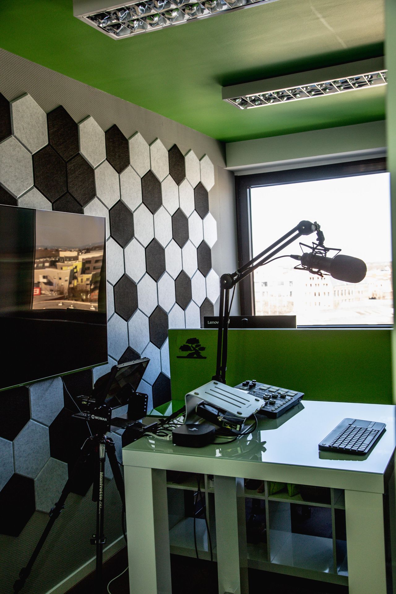 Cologne Offsite-Meeting Meeting room Podcast Zimmer image 6