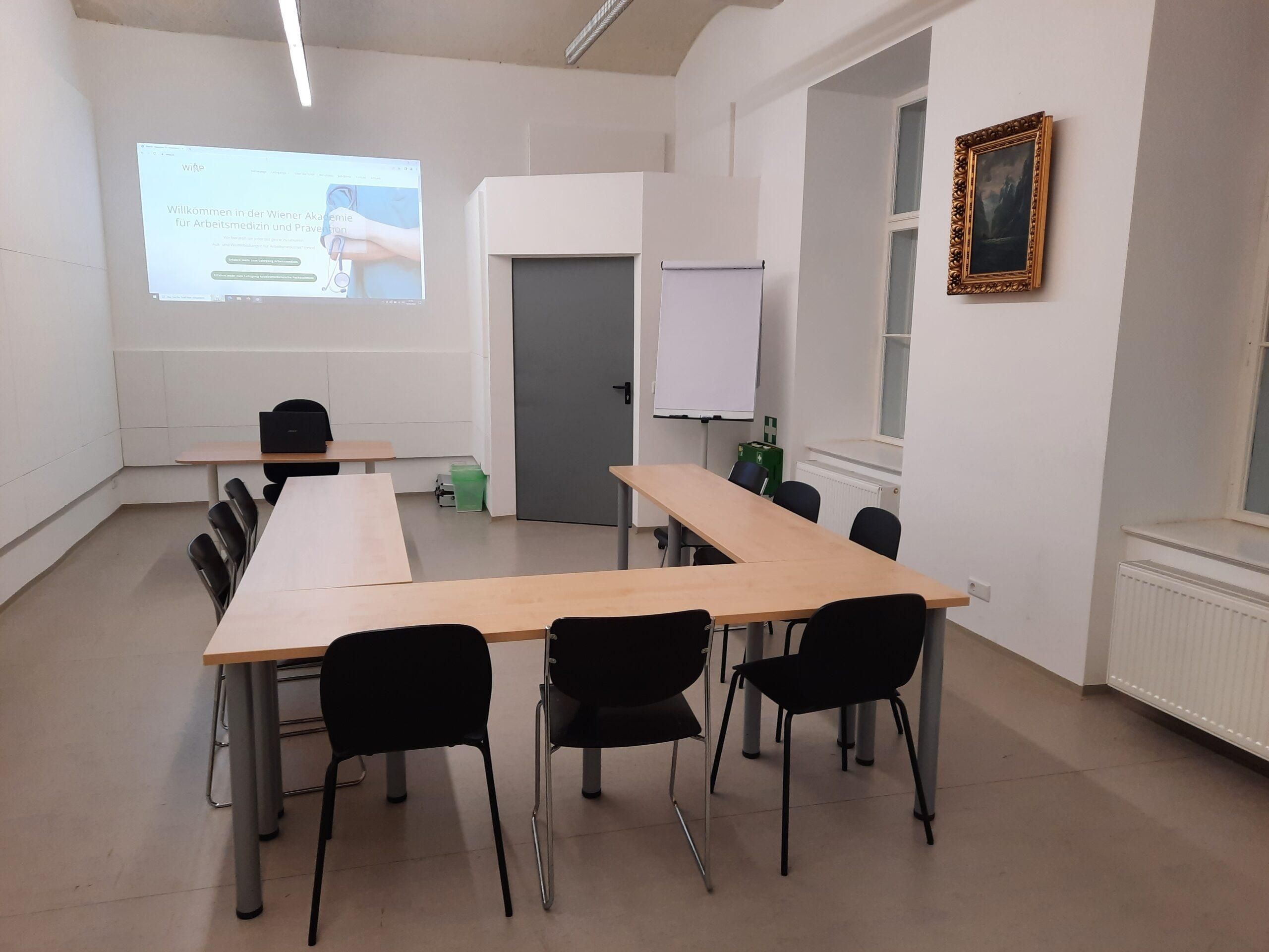 Rent Wiener Akademie für Arbeitsmedizin Seminarraum Vienna | Spacebase