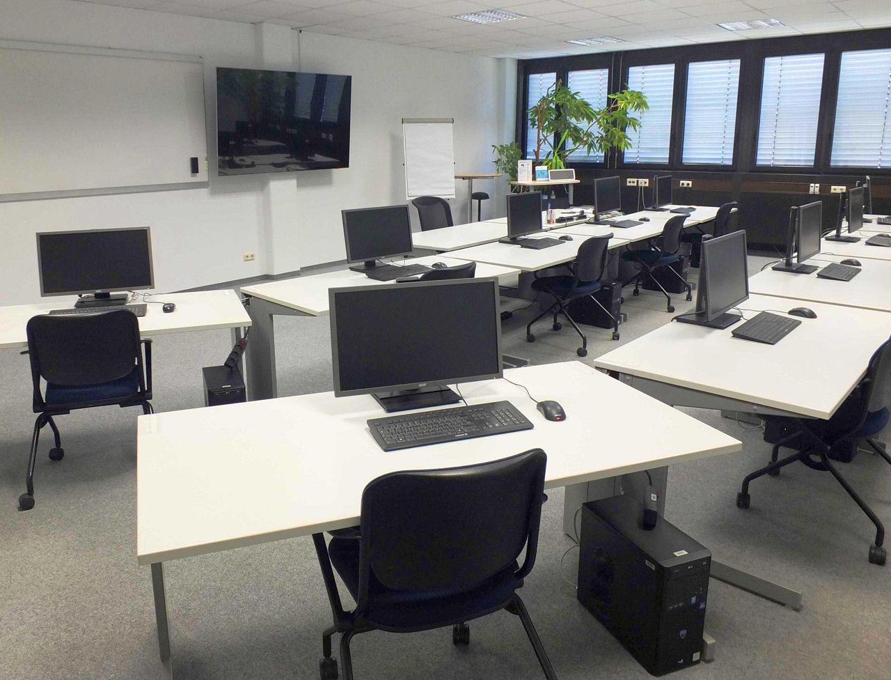 Taufkirchen  Tagungsraum Raum 4 image 1
