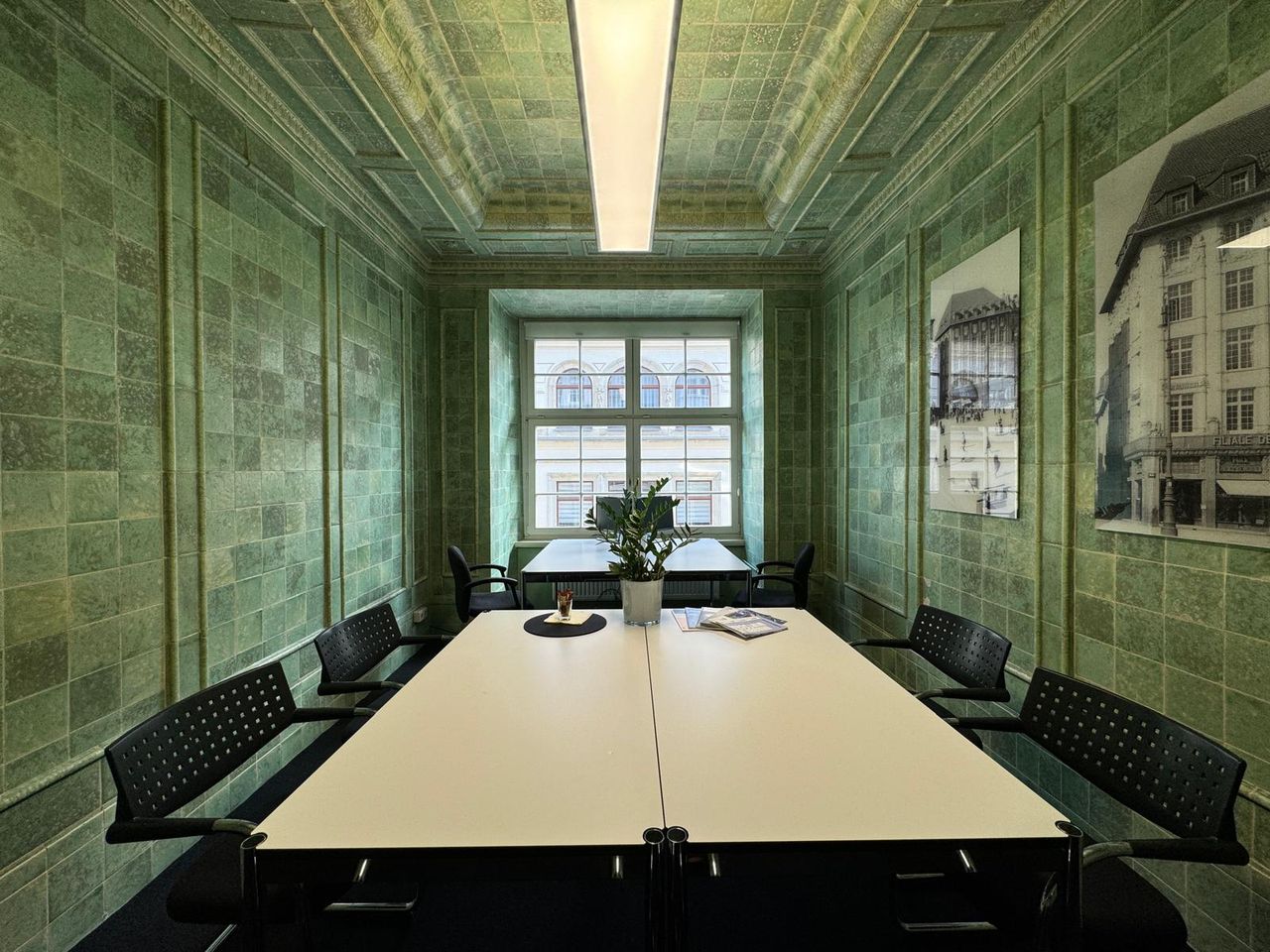 Leipzig Mobiles Arbeiten Meetingräume Meetingraum direkt in Leipziger Innenstadt - Grüner Salon image 4