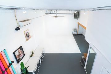 NYC Photostudio HAPPYMONDAY Studio image 11