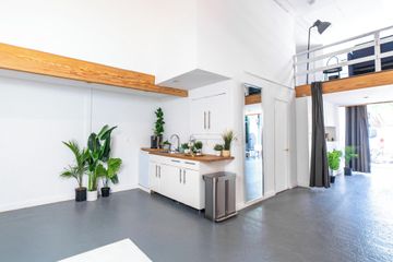 NYC Photostudio HAPPYMONDAY Studio image 12